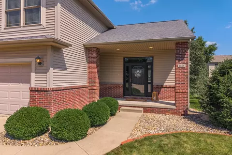 Exterior - 1506 Kell Ave, Bloomington, IL 61705 photo 2 of 7