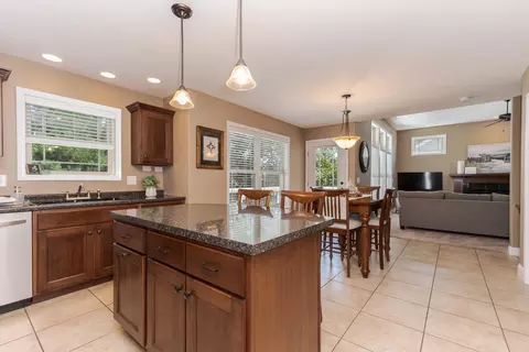 Kitchen - 1506 Kell Ave, Bloomington, IL 61705 photo 2 of 3