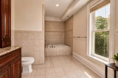 Bath - 15004 S Bartlett Ave, Plainfield, IL 60544 photo 3 of 5