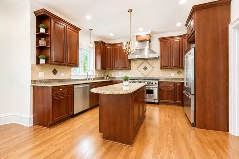 Kitchen - 15004 S Bartlett Ave, Plainfield, IL 60544 photo 4 of 5