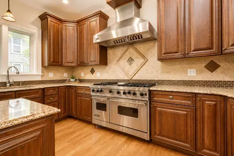 Kitchen - 15004 S Bartlett Ave, Plainfield, IL 60544 photo 2 of 5
