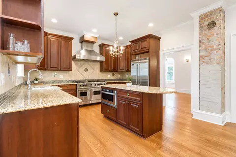 Kitchen - 15004 S Bartlett Ave, Plainfield, IL 60544 photo 3 of 5