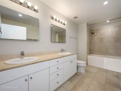 Bath - 8 E Randolph St #2105, Chicago, IL 60601 photo 2 of 2