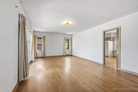 Living - 846 Fifth Ave, Geneva, IL 60134 photo 1 of 3