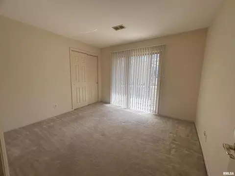 Bedroom - 920 17th St #28, Moline, IL 61265 photo 8 of 8