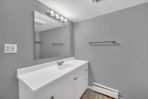 Bath - 138 E Bailey Rd #M, Naperville, IL 60565 photo 2 of 3