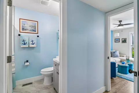 Entry Way - 74 Silver Tree Cir, Cary, IL 60013 photo 1 of 1
