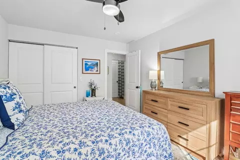 Bedroom - 74 Silver Tree Cir, Cary, IL 60013 photo 2 of 2