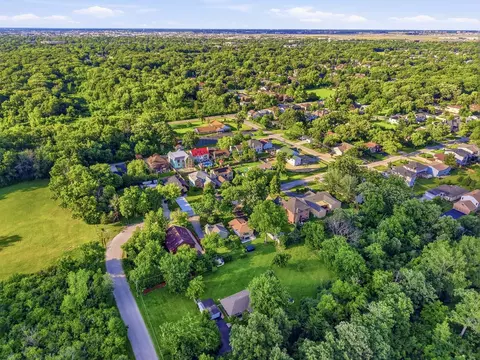 View/Area - 849 E Red Oak St, Addison, IL 60101 photo 2 of 2