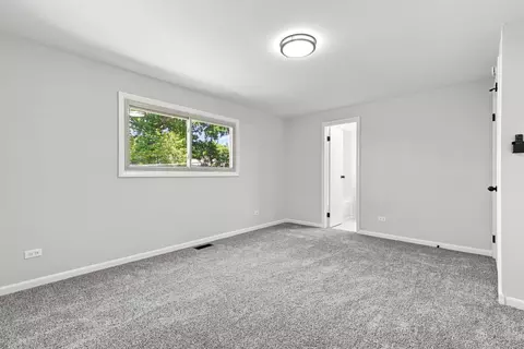 Bedroom - 5184 Deerpath Rd, Oak Forest, IL 60452 photo 3 of 5