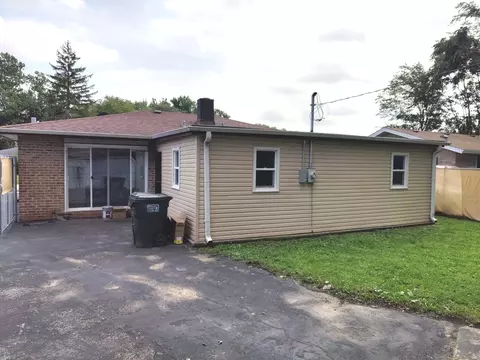Exterior - 16068 Richmond Ave, Markham, IL 60428 photo 11 of 13