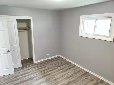 Bedroom - 16068 Richmond Ave, Markham, IL 60428 photo 7 of 7