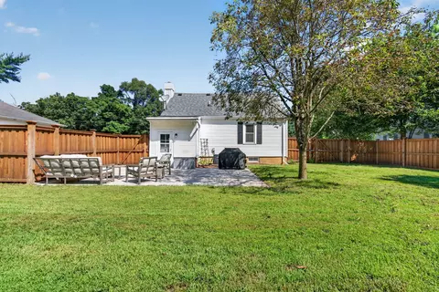 Exterior - 895 Pine Bluff Rd, Morris, IL 60450 photo 6 of 8