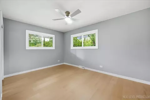 Bedroom - 557 Willard Ave, Elgin, IL 60120 photo 2 of 4