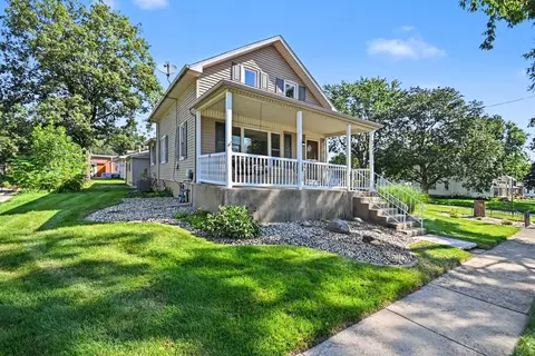 Exterior - 321 E Main St, Peotone, IL 60468 photo 2 of 5