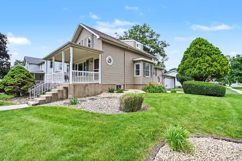 Exterior - 321 E Main St, Peotone, IL 60468 photo 3 of 5