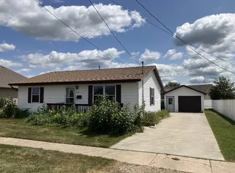 1115 S Broadway St, Coal City, IL 60416