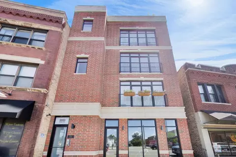 5553 N Clark St #301, Chicago, IL 60640