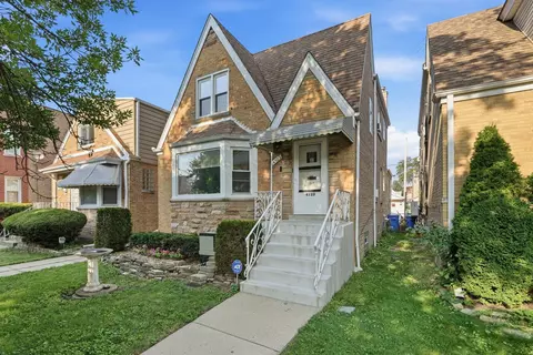 4923 N Mason Ave, Chicago, IL 60630