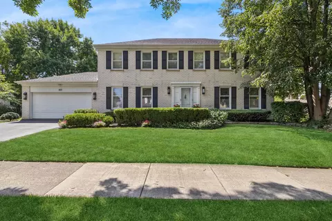 601 W Kingsley Dr, Arlington Heights, IL 60004