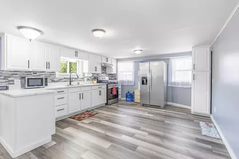 403 Spruce Dr, Belvidere, IL 61008 photo 5