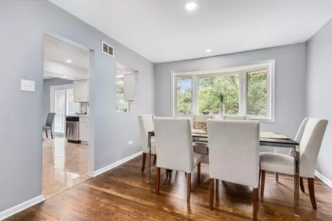 Dining - 1034 Pine Ave, Olympia Fields, IL 60461 photo 2 of 3