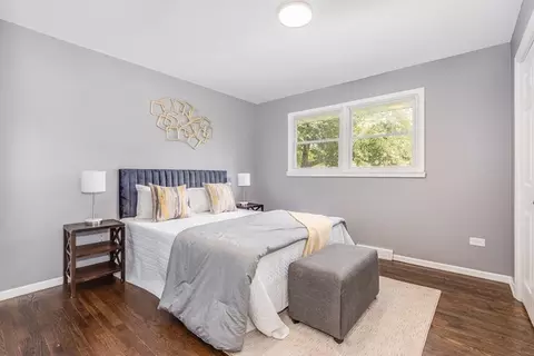 Bedroom - 1034 Pine Ave, Olympia Fields, IL 60461 photo 3 of 3