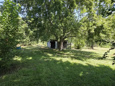 Exterior - 28453 E 2400 St, Prophetstown, IL 61277 photo 5 of 11