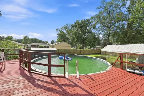 Exterior - 911 W Eureka St, Braidwood, IL 60408 photo 2 of 7