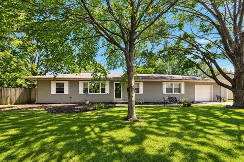 1802 Peach St, Champaign, IL 61820