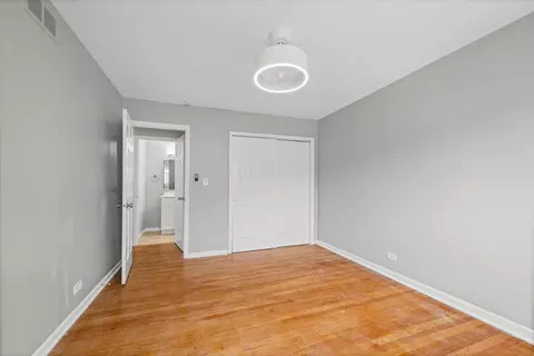 Bedroom - 416 Glendale Rd, Glenview, IL 60025 photo 4 of 8