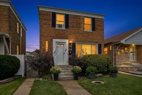 6118 S Austin Ave, Chicago, IL 60638