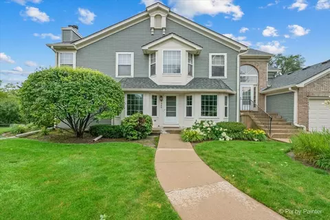 349 Kresswood Dr #349, West Chicago, IL 60185