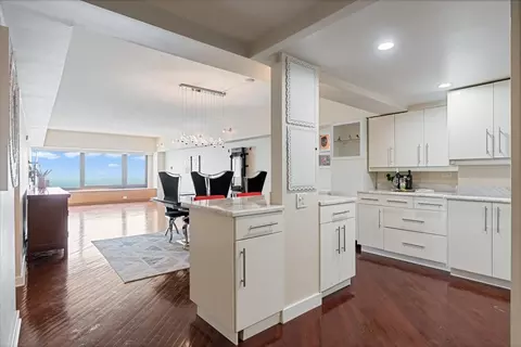 Kitchen - 175 E Delaware Pl #6206, Chicago, IL 60611 photo 1 of 4