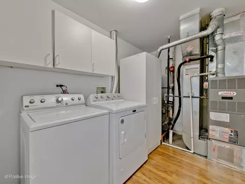 Other - 121 Commons Ct, Wheeling, IL 60090 photo 3 of 4
