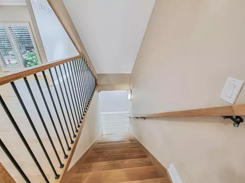 Entry Way - 640 Downey St, Hoffman Estates, IL 60169 photo 5 of 11