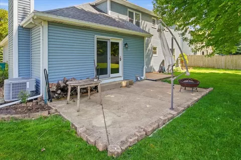 Exterior - 16020 S Howard St, Plainfield, IL 60586 photo 2 of 6
