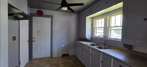 Kitchen - 1728 169th St, Hazel Crest, IL 60429 photo 1 of 1