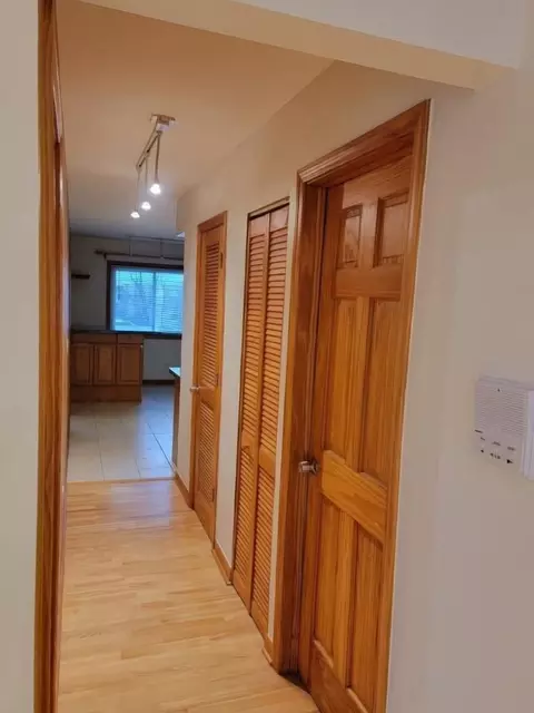 Entry Way - 9709 Bianco Ter #E, Des Plaines, IL 60016 photo 1 of 1