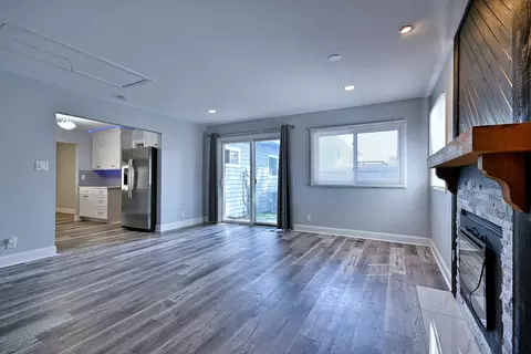 Living - 129 Springleaf Dr, Bolingbrook, IL 60440 photo 5 of 9