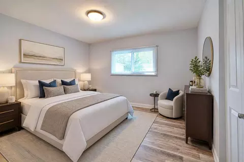 Bedroom - 129 Springleaf Dr, Bolingbrook, IL 60440 photo 1 of 5