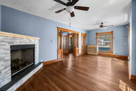 Living - 411 E Prospect St, Kewanee, IL 61443 photo 8 of 8