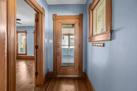 Entry Way - 411 E Prospect St, Kewanee, IL 61443 photo 1 of 4