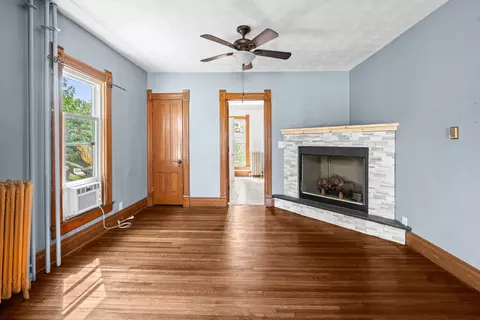Living - 411 E Prospect St, Kewanee, IL 61443 photo 7 of 8