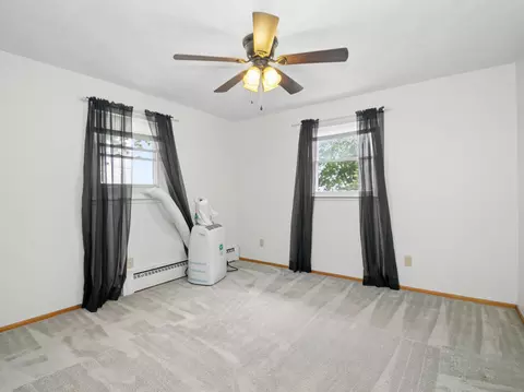 Bedroom - 185 N Lynn Ct, Kankakee, IL 60901 photo 4 of 6