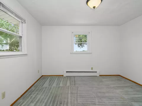 Bedroom - 185 N Lynn Ct, Kankakee, IL 60901 photo 3 of 6