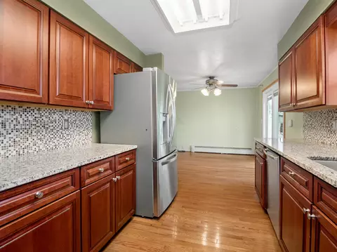 Kitchen - 185 N Lynn Ct, Kankakee, IL 60901 photo 2 of 3