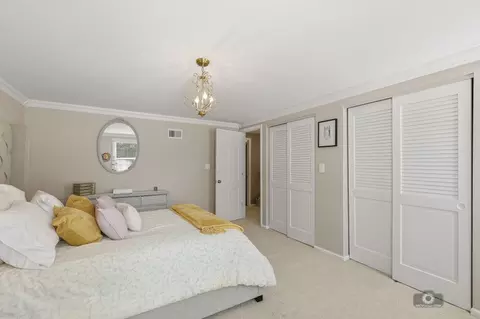 Bedroom - 619 E Bauer Rd, Naperville, IL 60563 photo 2 of 3