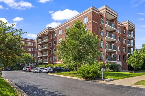 5360 N Lowell Ave #511, Chicago, IL 60630
