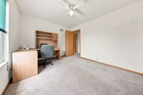 Bedroom - 1251 Idabright Dr, Plainfield, IL 60586 photo 8 of 10